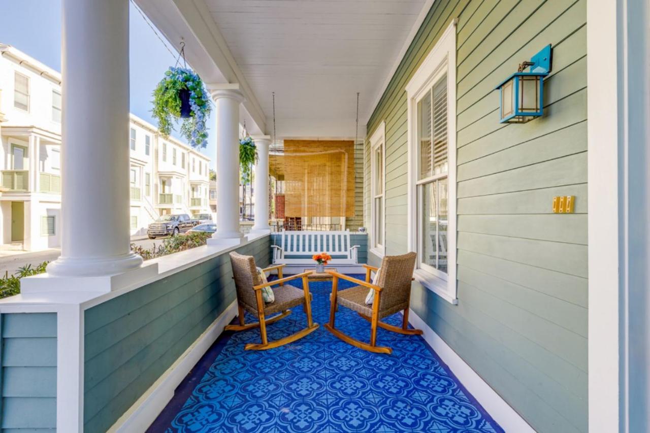 Southern Charmer-Historic District Downtown-Front Porch-Walk Score 90!!-Private Parking-1 Minute To Forsyth Park Savannah Exterior foto